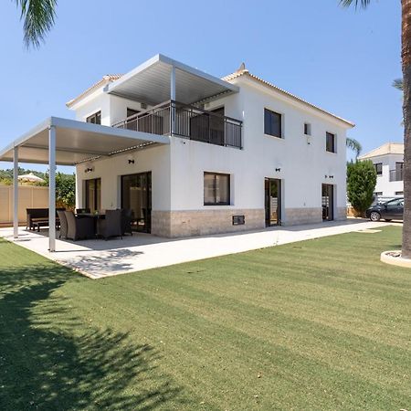 Lime 3-Bedroom Villa In Protaras Esterno foto