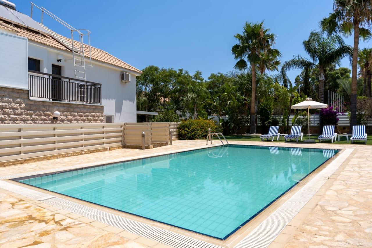 Lime 3-Bedroom Villa In Protaras Esterno foto