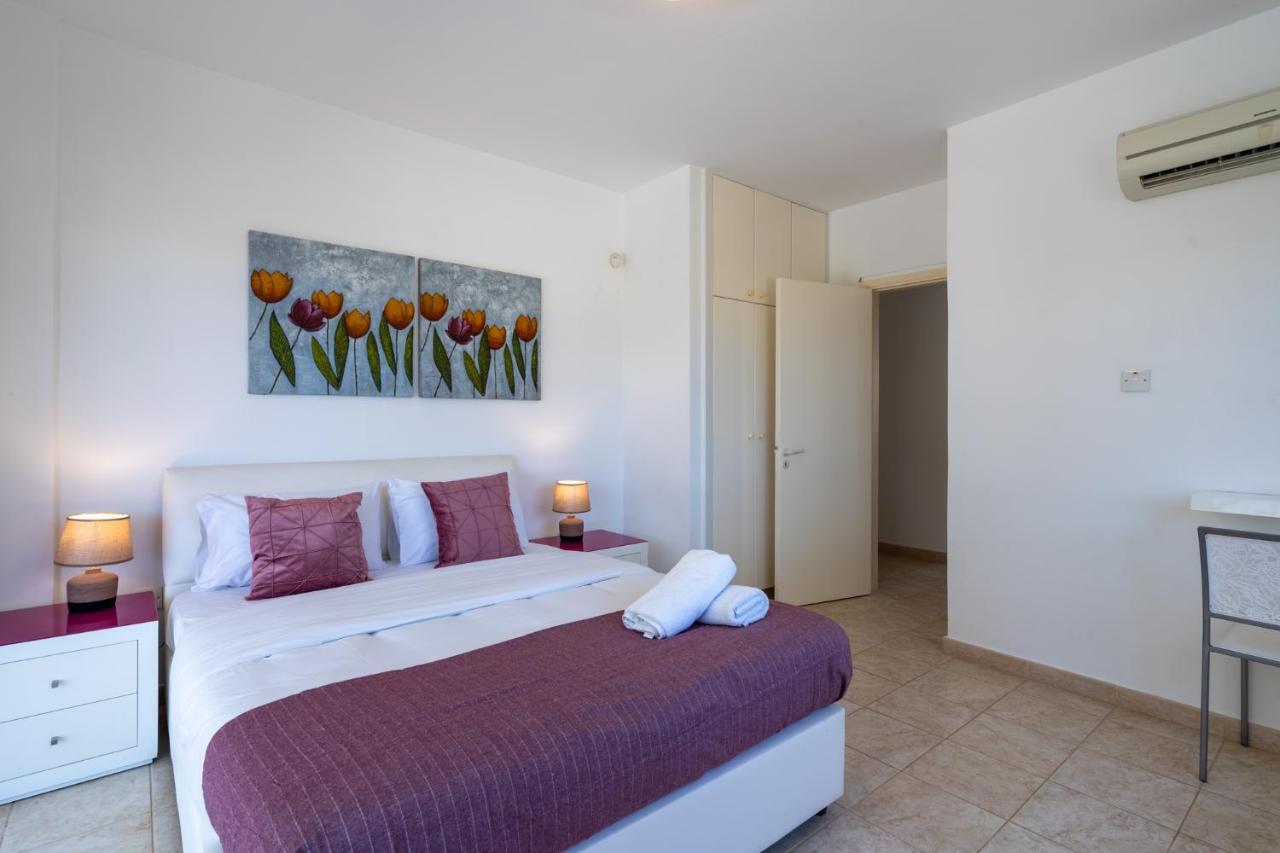 Lime 3-Bedroom Villa In Protaras Esterno foto