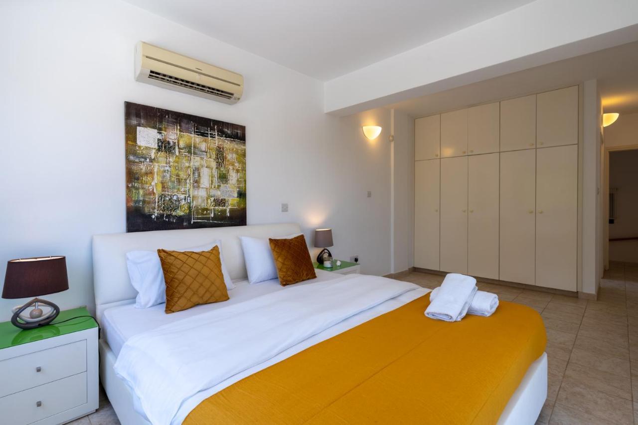 Lime 3-Bedroom Villa In Protaras Esterno foto