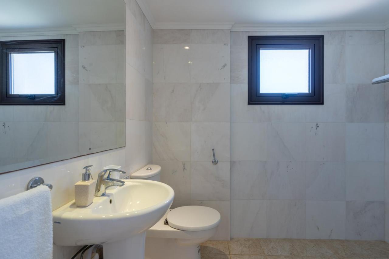 Lime 3-Bedroom Villa In Protaras Esterno foto