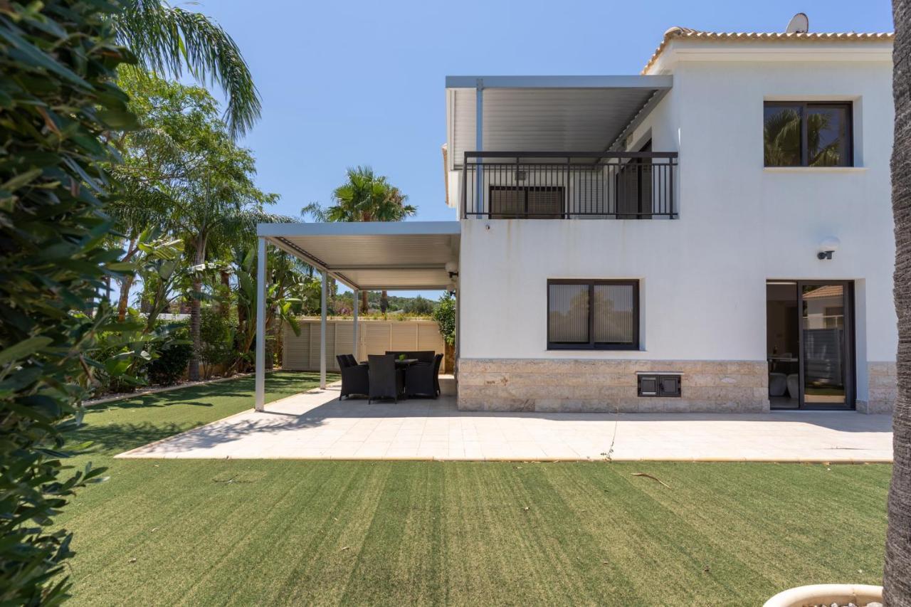 Lime 3-Bedroom Villa In Protaras Esterno foto