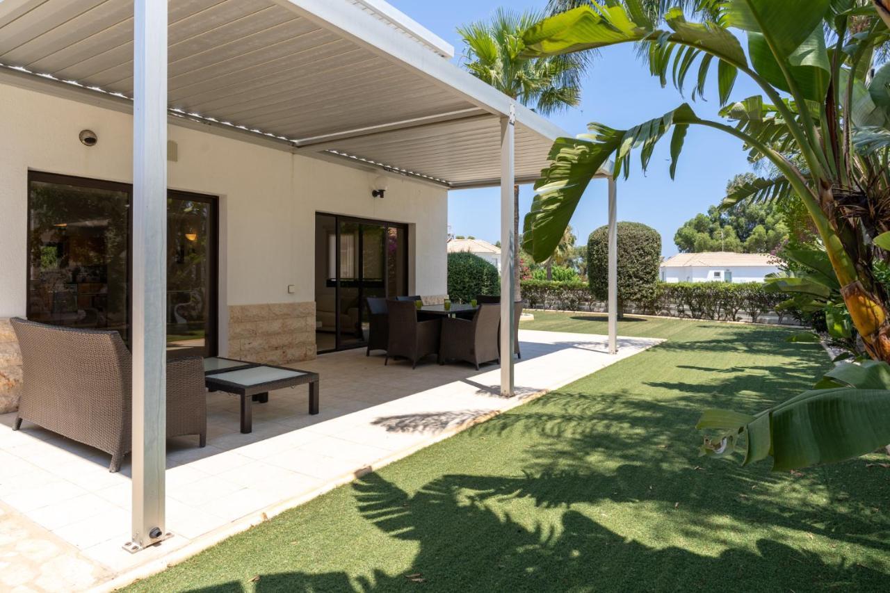 Lime 3-Bedroom Villa In Protaras Esterno foto